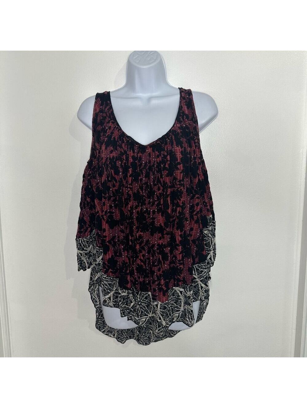 Free People Chloe Cold Shoulder Blouse in Cherry Combo - Boho Floral 3/4 Small - Picture 4 of 9